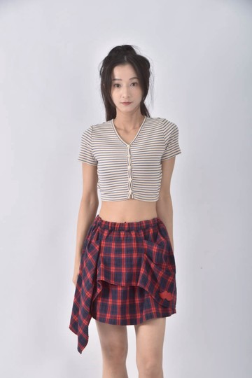 (F) maru a棉質格紋紅色短裙