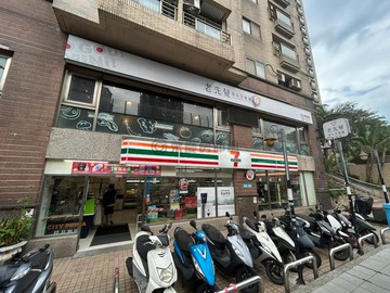 輕軌站旁-聖塔明亮3房｜新北市淡水區淡金路