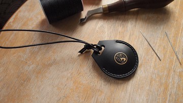 招財貓AirTag皮革保護套 (可刻字)