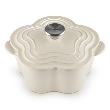 LE CREUSET -琺瑯鑄鐵鍋山茶花鍋 20cm (杏仁奶茶-鋼頭-內鍋白)