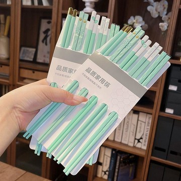 ✨臺灣出貨✨新款混搭風薄荷綠家用分餐合金筷子防黴防摔好夾菜小清新快子