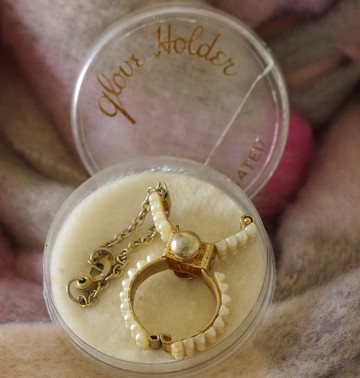 古董1950年代流行的手套夾 珍珠 少見 原裝盒 W931