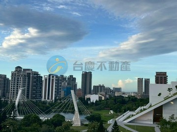 桃園高鐵青埔大坪數住辦讓售一層一戶雙車位｜桃園市中壢區高鐵南路二段