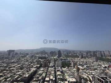 高雄車站後驛商圈★興富發博愛★帝王高樓三房平車｜高雄市三民區博愛一路