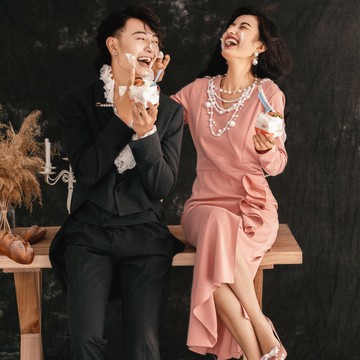 影樓主題服裝簡約室內新款情侶森系粉色外景婚紗拍照寫真禮服