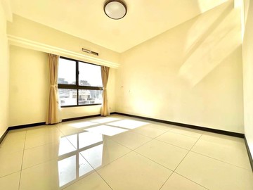 高全學長~旭光國小對面3房平車~大坪數｜台中市烏日區健行北路