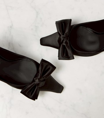 Dolce & Gabbana Bow-detail satin pumps