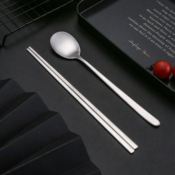 🔥臺灣出貨🔥韓式不鏽鋼筷子 實心410不鏽鋼餐具 扁筷子勺子兩件套 防滑家用旅行套裝