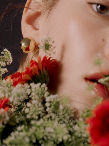 Love Ball Switch Earring