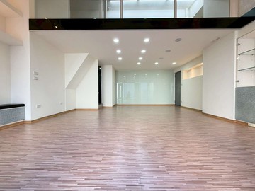 品富獨家｜近南屯商圈｜1+2樓優質大面寬角店｜台中市南區崇倫北街