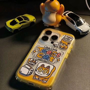 ✨iphone可愛手機殼✨英文面包貓咪適用蘋果17Promax/16手機殼iPhone14小眾13/15創意11