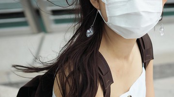 我想停下來 - 耳環 - 玻璃