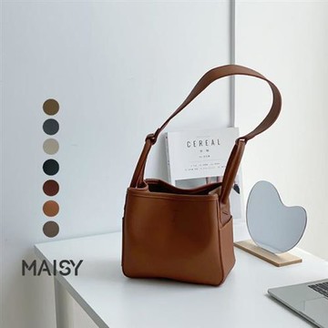 【MAISY】韓版小內袋側肩水桶包(現+預  黑色 / 白色 / 棕色 / 咖啡色 / 泥色 / 杏色 / 藍色)
