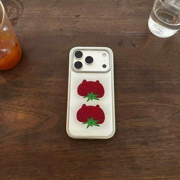 ✨iphone18pro手機殼✨ins風復古可愛草莓銀邊玻璃手機殼適用蘋果iPhone17promax高級感