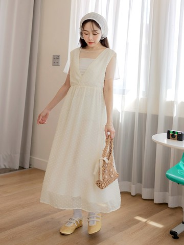 立體點點織紋大V領腰抓褶寬肩長洋裝