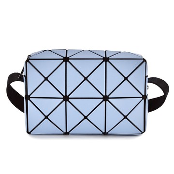 ISSEY MIYAKE三宅一生BAO BAO CUBOID迷你小方盒斜背包(淺藍)390165-71｜GoBrand
