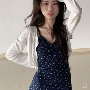 🎈流行女裝🎈夏日清新白色冰絲夏季防曬開衫吊帶裙子外搭小坎肩背心短外套