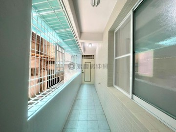 三多商圈|前後陽台|全新裝潢|1F公寓稀有釋出｜高雄市苓雅區和平一路