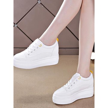 內增高小白鞋女輕便顯高百搭顯瘦板鞋真皮厚底8cm松糕運動休閑鞋