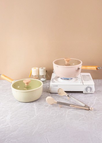 WindHouse北歐小舖 優格不沾雪平鍋22cm獨家贈削皮刀