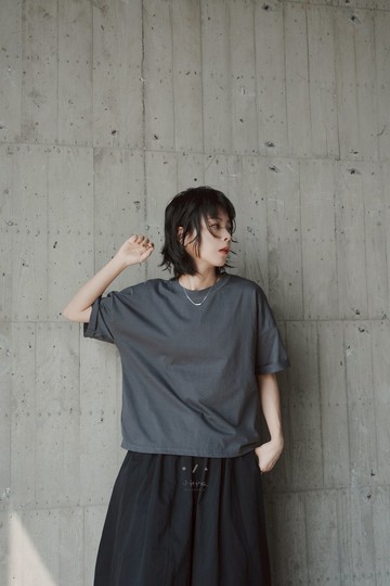 西西里小合身TEE - 3色 - 深灰