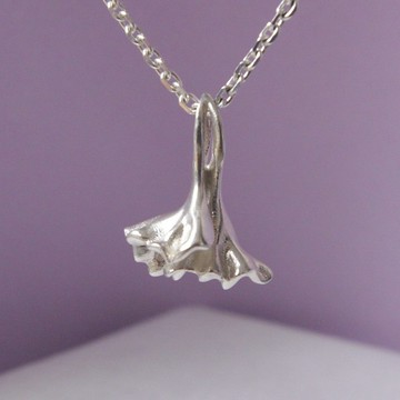 隨筆線條系列--跳舞雪紡裙纯銀頸鍊