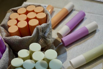 【家居生活】多款科研製作潤脣膏 | 香港蒸餾所