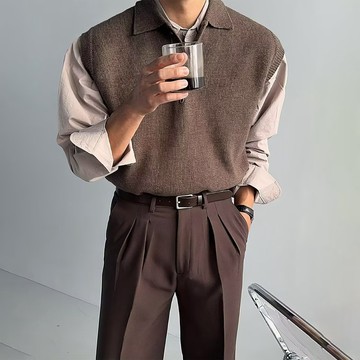【COMOON】韓版復古海鷗領針織馬甲 M-3XL 坑條紋素色羊毛男士針織打底毛衣 輕熟針織馬甲背心 疊穿必備 男生上衣