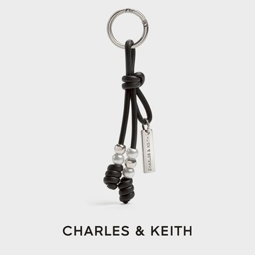 【CHARLES & KEITH】扭結珍珠吊飾｜包款魅力小巧思｜生日禮物｜快速出貨｜小CK