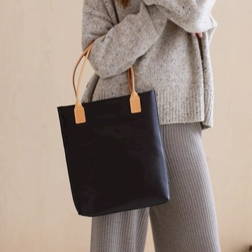 JOYDIVISION 真皮手工大手提托特包