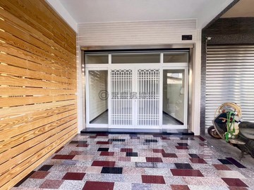 小港漢民商圈8米活巷正三樓透天｜高雄市小港區其明街