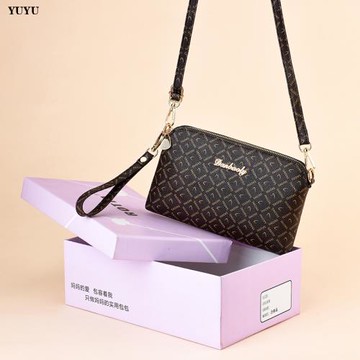 輕奢真皮手拿包女氣質可放手機女士小包包中年媽媽零錢單肩斜挎包