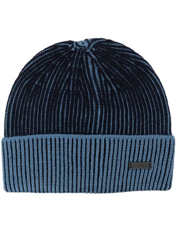 BOSS - logo-plaque knitted beanie - men - Virgin Wool - One Size - Blue