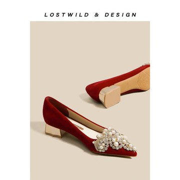 LOSTWILD紅色尖頭平底鞋女秀禾珍珠伴娘低跟中式禮服主婚紗單鞋子