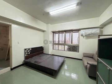 搶手獨賣~五甲商圈/捷運前鎮高中站/免整理美大4房｜高雄市鳳山區自強一路