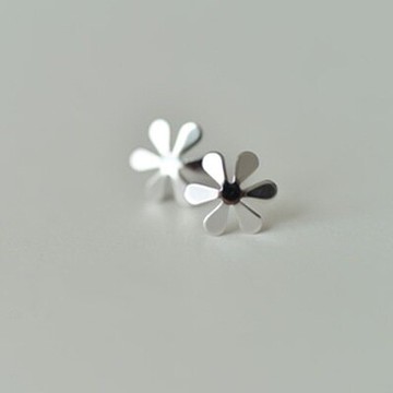 925純銀耳環耳飾-親新亮面六片花瓣七夕情人節禮物女飾品73gk11【獨家進口】【米蘭精品】