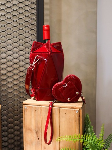 真皮愛心零錢包 - 漆皮寶石紅