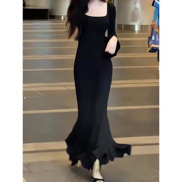 法式赫本風黑色修身顯瘦顯身材氣質連衣裙子女初秋季魚尾裙小禮服
