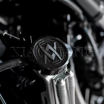 優選好物台灣現貨適用於川崎 Z900RS Z650RS 18-23年 改裝水箱裝飾蓋 鋁合金