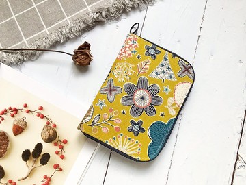 手作短夾包。彩繪花園