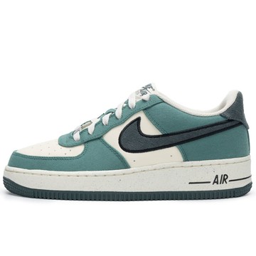 NIKE AIR FORCE 1 LOW COCONUT MILK VINTAGE GREEN GS