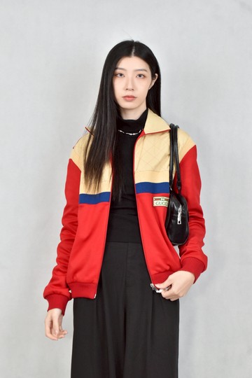 (M) gucci紅色拼接外套