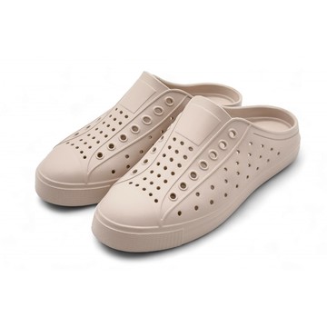 【iFoot】無重力防水半拖洞洞鞋-奶茶 FB01