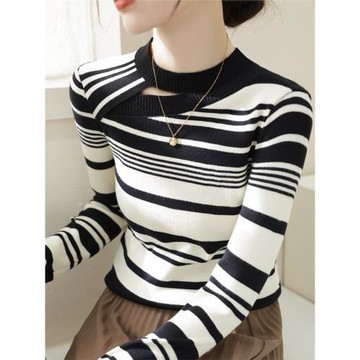 條紋拼色半高領鏤空設計針織衫女裝春季新款修身長袖內搭打底上衣