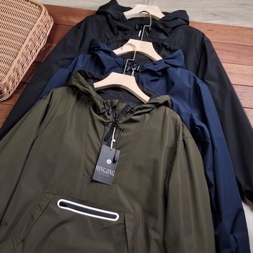 設計是重點！秋冬新品男士戶外機能防風防水半拉鏈沖鋒衣外套夾克