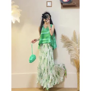 三宅奶系穿搭2025新款減齡洋氣時尚套裝高級感小洋裝兩件套裙裝秋