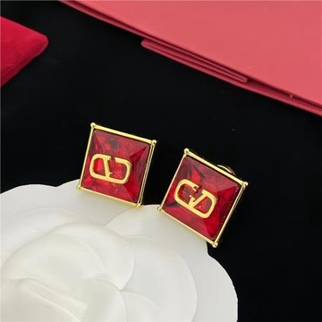 跨境華家V字母四方鉆耳釘女秋冬輕奢時尚百搭華家925銀針耳飾批發