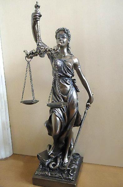 正義の女神 テミス 彫像 法律の正義を象徴する彫像 ブロンズ風仕上げ