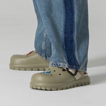 moz瑞典 駝鹿 小方糖 方扣 防水 洞洞鞋 拖鞋 涼鞋 (墨綠)