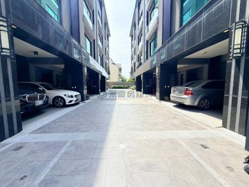 高大特區｜大地坪併排雙車墅｜孝親房｜高雄市楠梓區大學三街